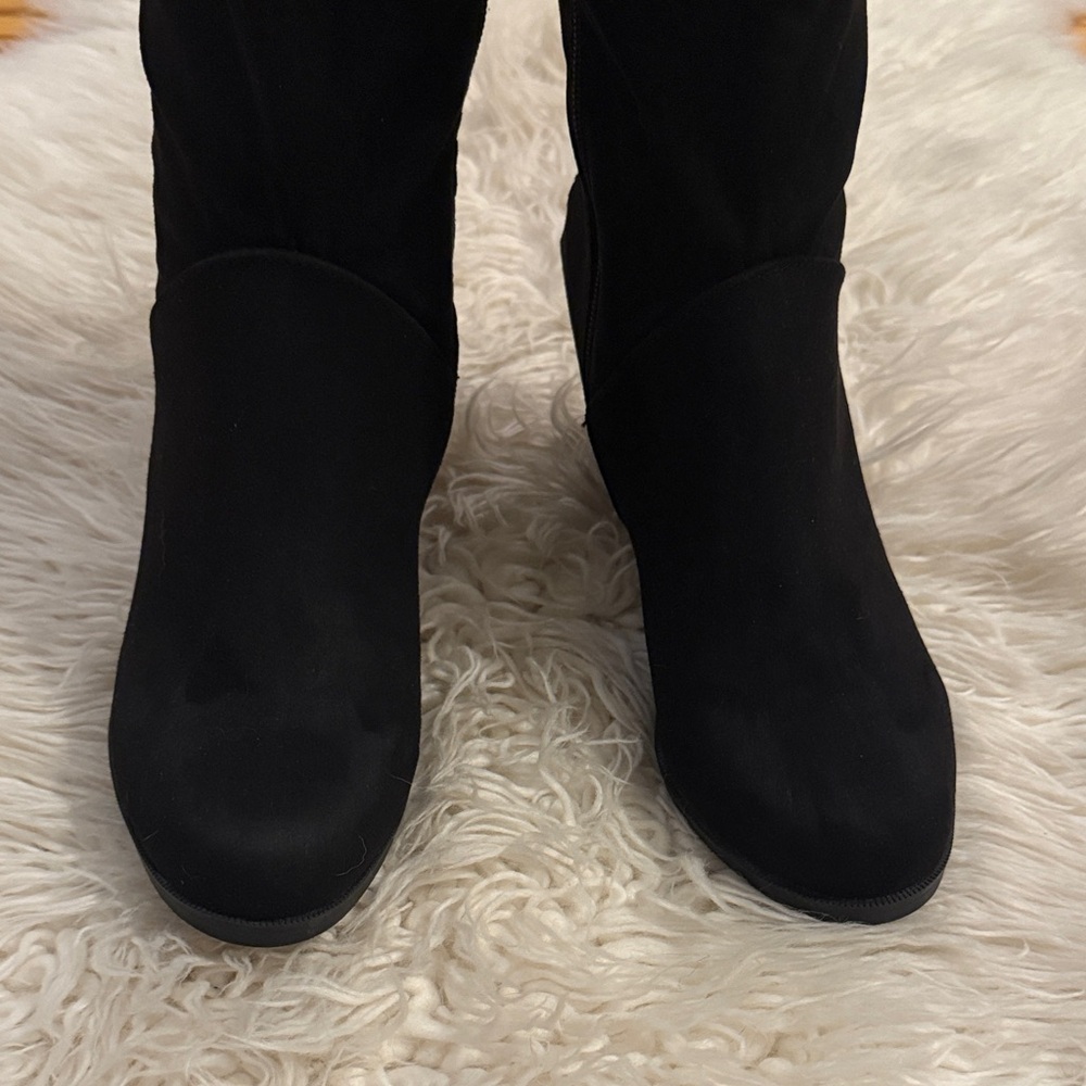 Black Women's Knee High Boots